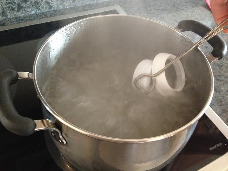 Sterilizing-baby-bottles-by-Boiling