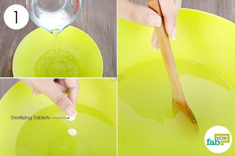 Sterilizing baby bottles using sterilizing tablets